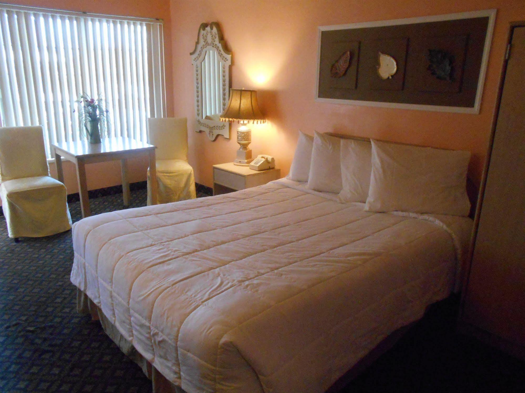 Victorian Inn สปาร์คส์ ภายนอก รูปภาพ
